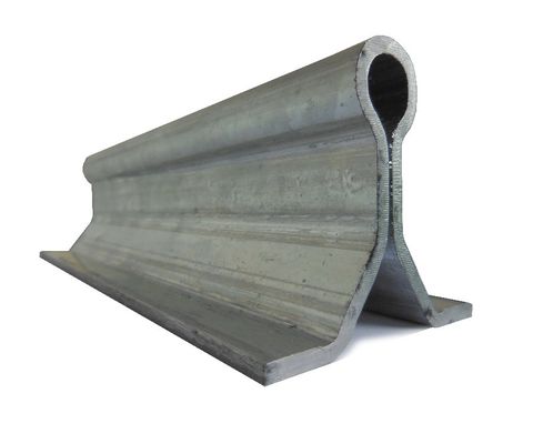 3 Meter der gleitendes Tor Gournd-Bahn-Gleitschiene-R10 U Stahlnut-